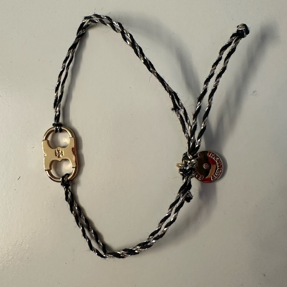 Tory Burch adjustable bracelet. Green and golden colors.